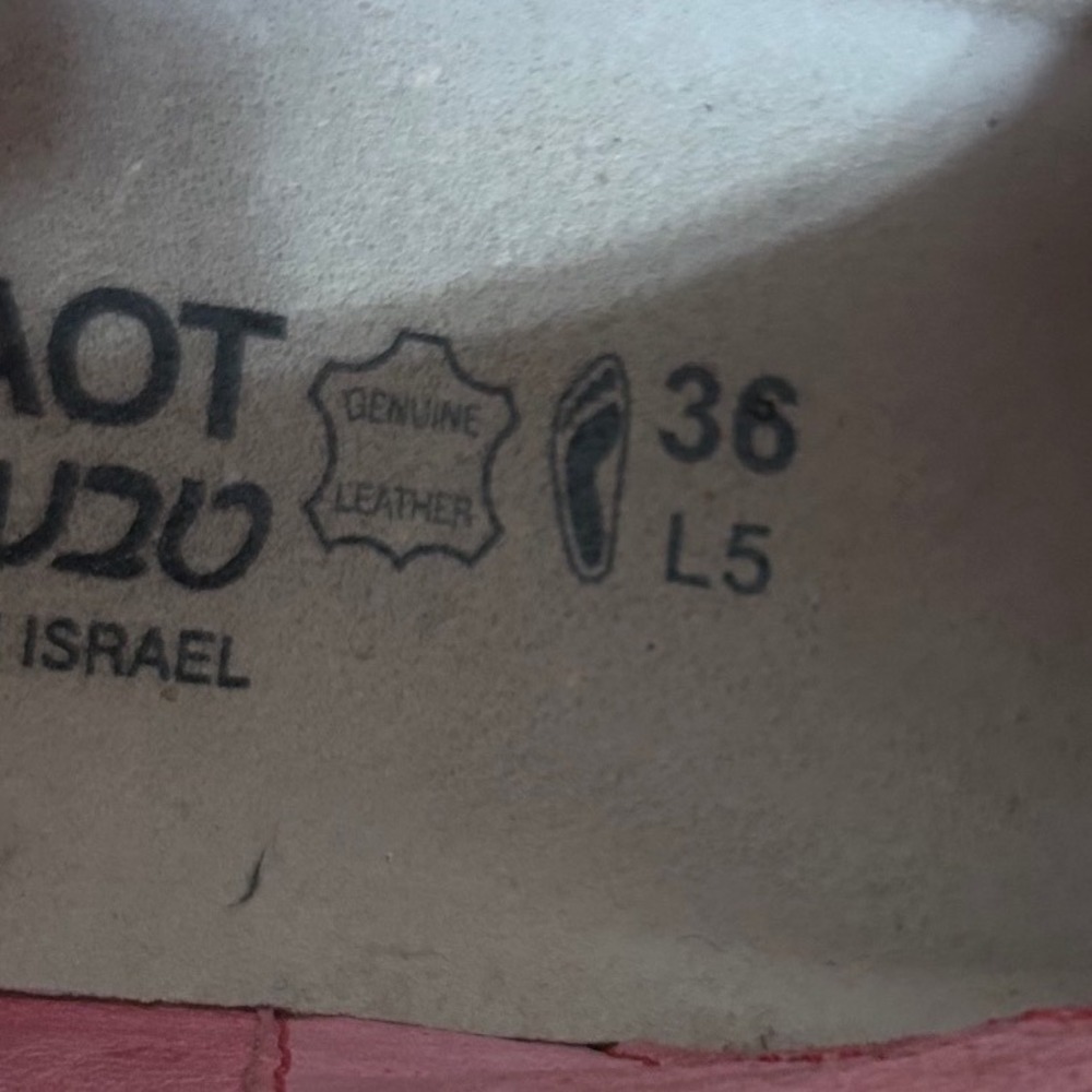 Naot Women Black Leather Slip On Comfort Shoes Size 36 US 5.5/6 Made in Israel - Picture 6 of 7